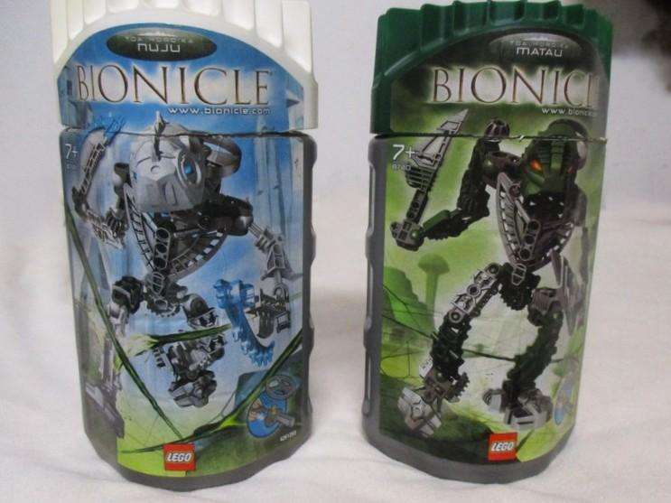 Two sets 2004 Lego Bionicle in original containers - Matau and Nuju