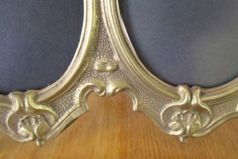 Stunning vintage Art Nouveau solid brass double photo/picture frame