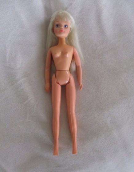 A 1987 "New Face" Sindy doll