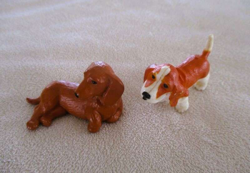 A batch of ten collectable M.E.G. Puppy in my pockets