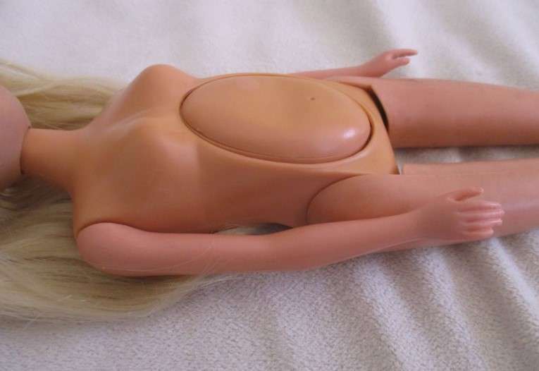 Cute Barbie-like fashion doll - flip her tummy for pregnant/not pregnant