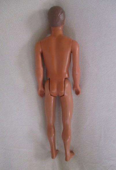 Barbie's boyfriend - 1990's Mattel Pearl Beach Ken doll with knees that bend