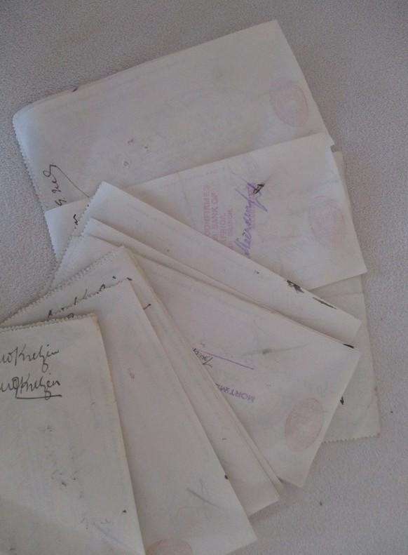 Batch of 22 antique 1927 National Bank of South Africa cheques in consecutive order