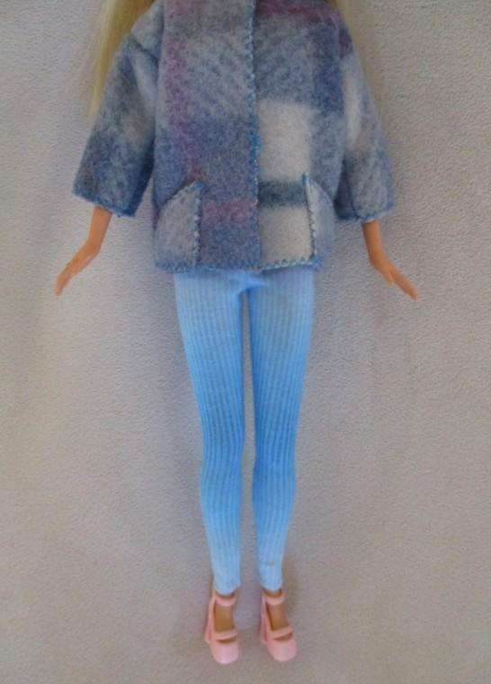 Rare Mattel My Scene Barbie - Barbie with original earrings and shoes -  Knees bend