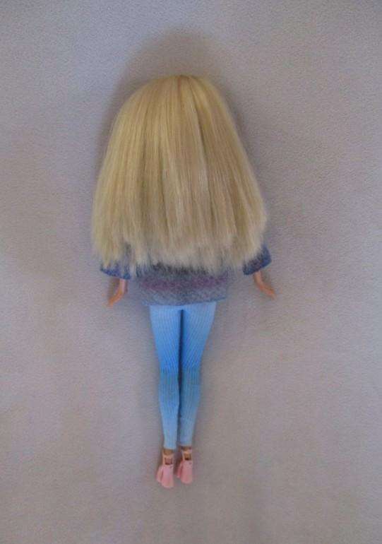 Rare Mattel My Scene Barbie - Barbie with original earrings and shoes -  Knees bend