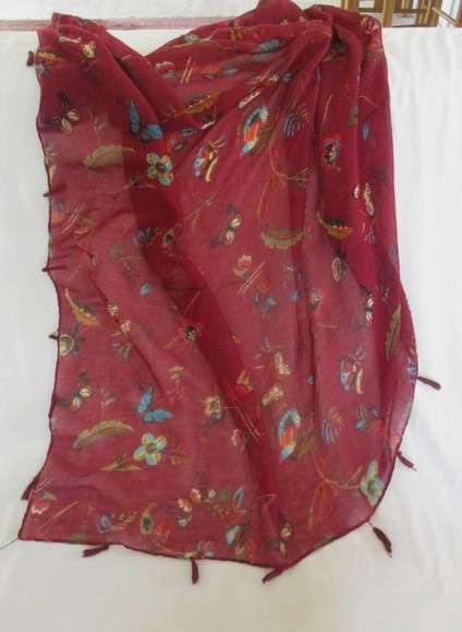 A delicate cloth with pretty butterfly and flowers design