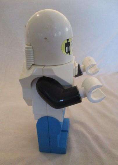 For the Lego enthusiast - large rare vintage 1997 Grosvenor Lego Aquanaut Bubble Bath Bottle