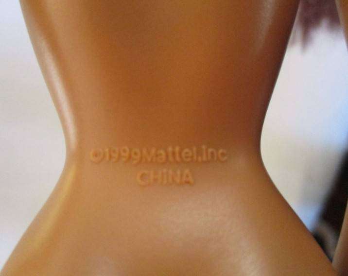 Vintage 1999 Mattel "Pretty in Plaid" Barbie Redhead in original dress - knees bend