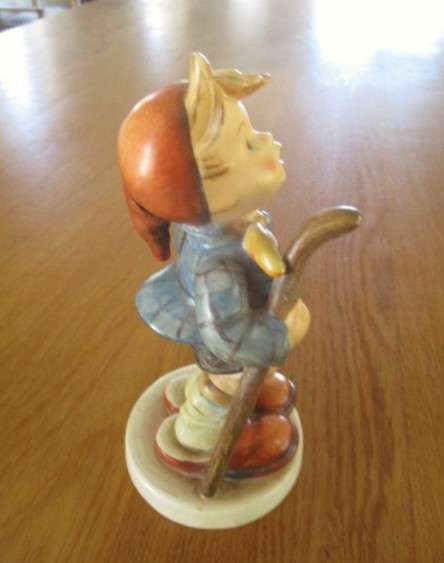 Collectable vintage Hummel, Germany figurine - Little Hiker