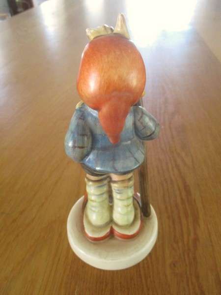 Collectable vintage Hummel, Germany figurine - Little Hiker