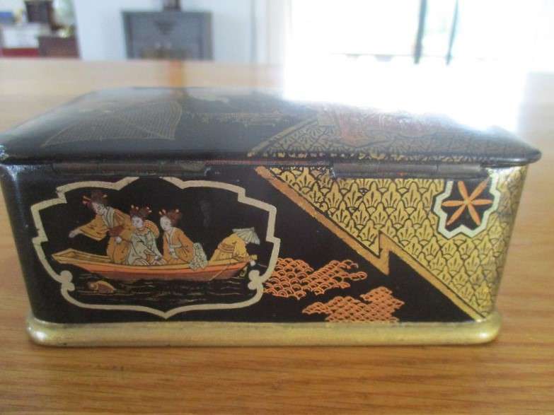 Antique Lacquered wood Chinese Tea Box (signed) and two lacquered wood cups