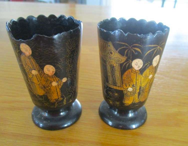 Antique Lacquered wood Chinese Tea Box (signed) and two lacquered wood cups