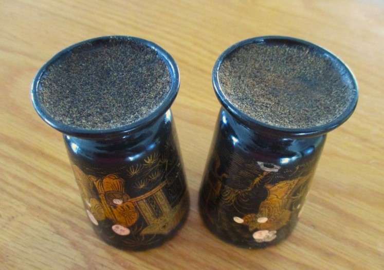 Antique Lacquered wood Chinese Tea Box (signed) and two lacquered wood cups