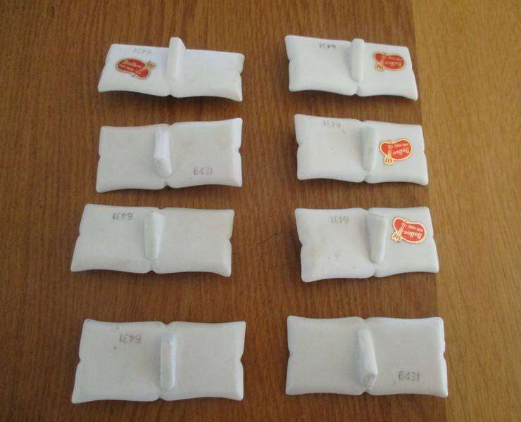 Eight vintage hand made porcelain Balboa, Italy dinner table place name "stands" in perfec condition