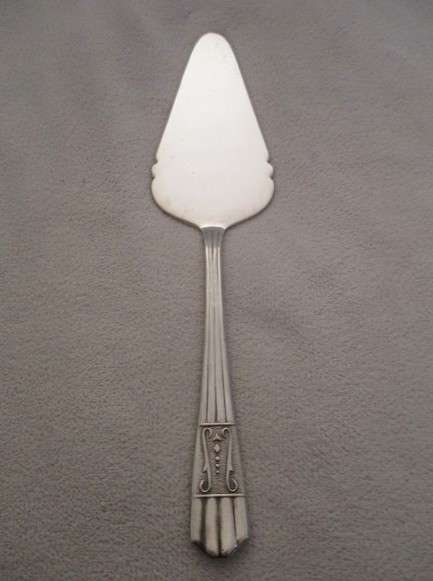 1. Quality vintage Art Deco Yeoman, England EPNS set in canister - 6 cake forks and cake lifter