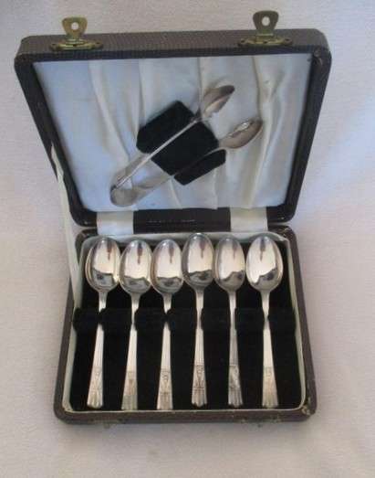 2. Quality vintage Art Deco Yeoman, England EPNS set in canister - 6 teaspoons and sugar tongs