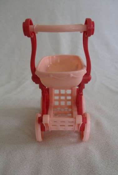 A cute pram for your Barbie baby