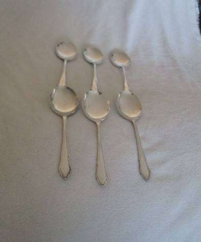 Vintage Priestley & Moore, Sheffield Fine Silverplate Fruit Spoons & Server still in box