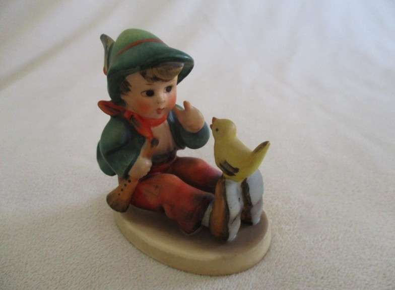 Collectable vintage Hummel, West Germany figurine - Singing Lesson #63
