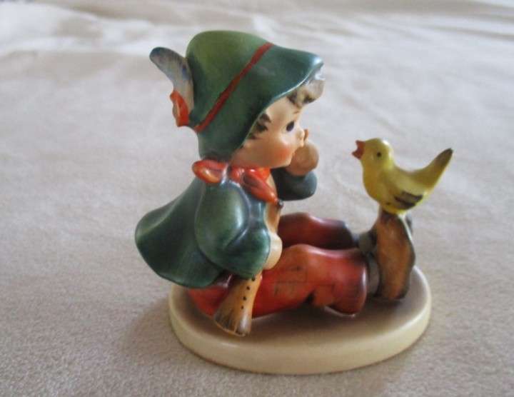 Collectable vintage Hummel, West Germany figurine - Singing Lesson #63