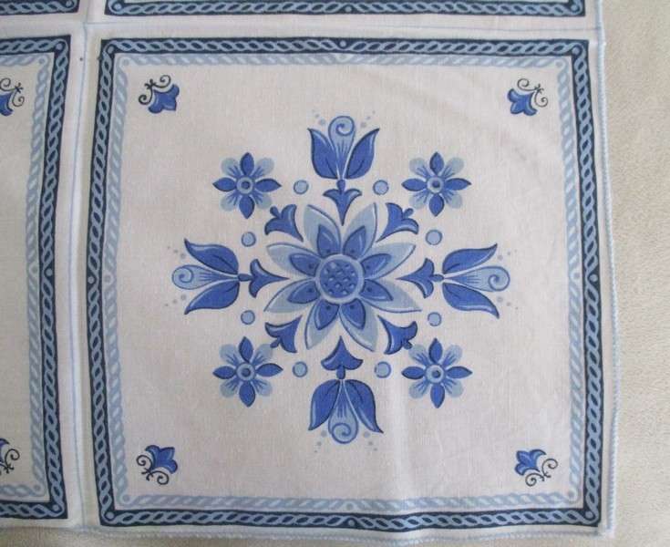 Three pretty blue and white cloths with Dutch scenes