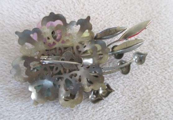 A rather unique and pretty vintage brooch