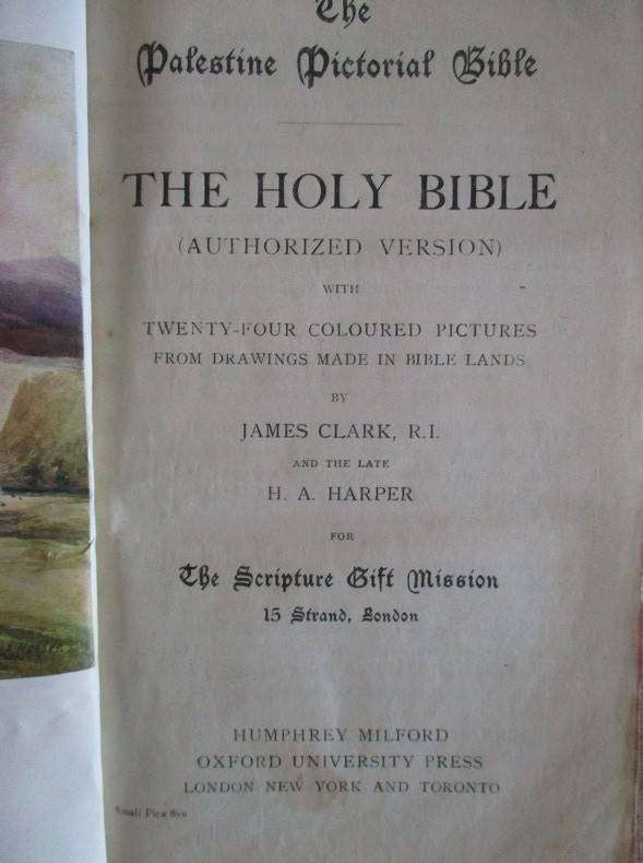 Circa 1907 - The Palestine Pictorial Bible - old antique Bible with brass clasp
