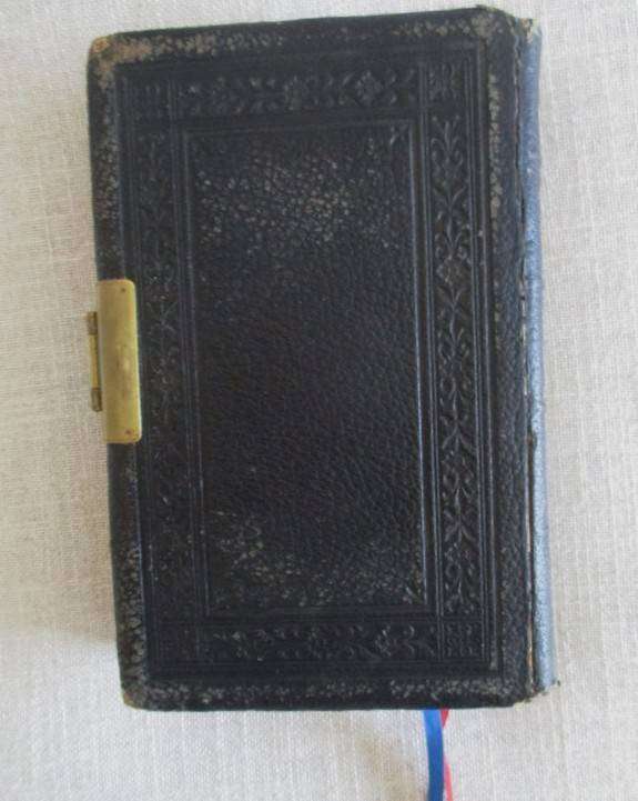 Circa 1907 - The Palestine Pictorial Bible - old antique Bible with brass clasp