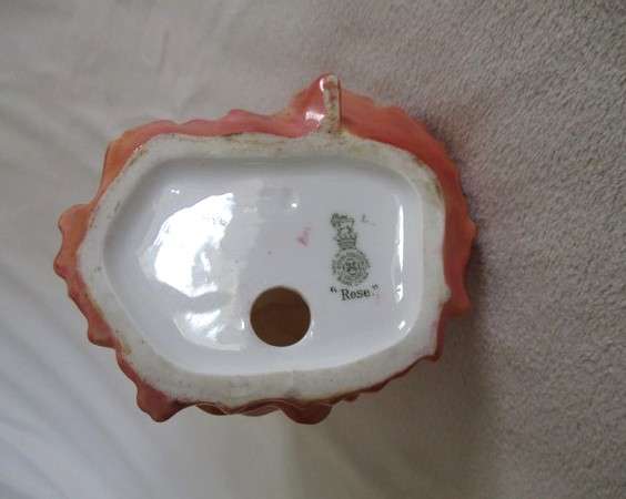 Collectable Royal Doulton figurine - "Rose"