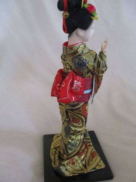 Stunning Shuangmin Craft Japanese Geisha doll in original box