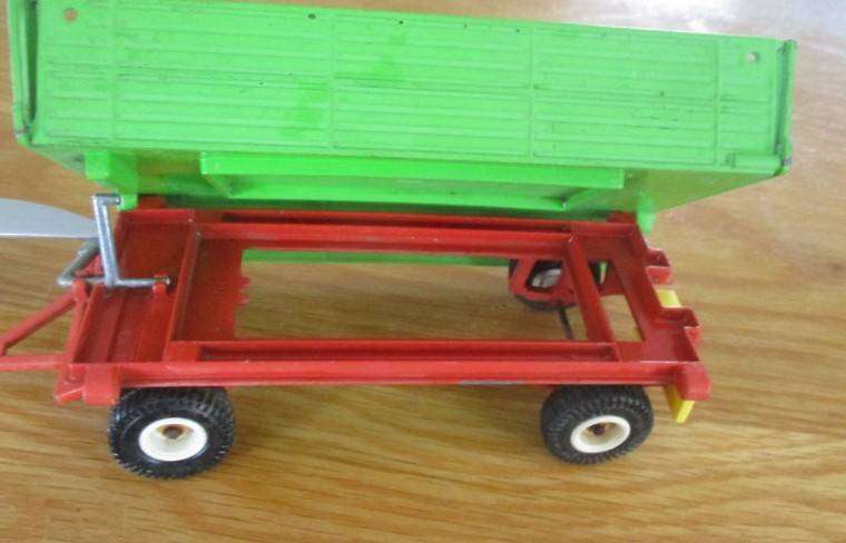 Made in W. Germany - vintage Siku twin-axled/tandem-axled trailer