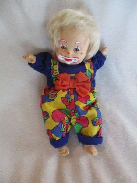 Cute small vintage Gi-Go Bean Bag clown doll - made in Hong Kong