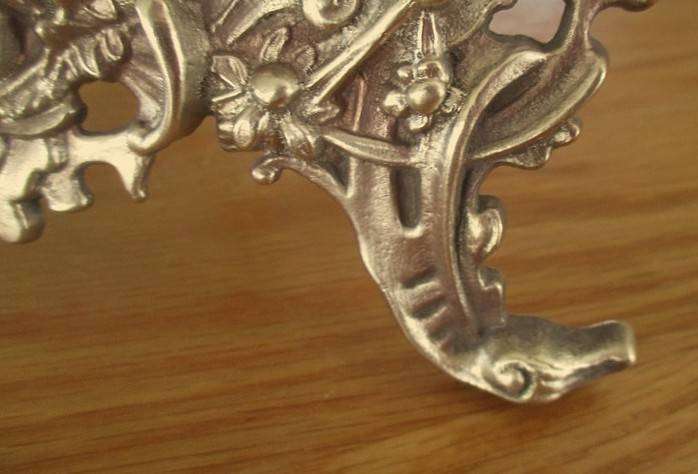 Stunning vintage Art Nouveau solid brass photo/picture frame