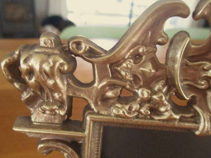 Stunning vintage Art Nouveau solid brass photo/picture frame