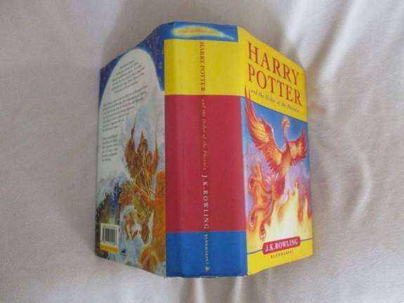 First edition hard cover plus dust cover - Harry Potter and the order of the Phoenix
