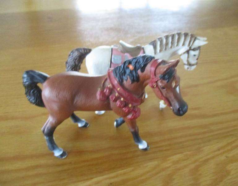 Two cute, detailed plastic horses