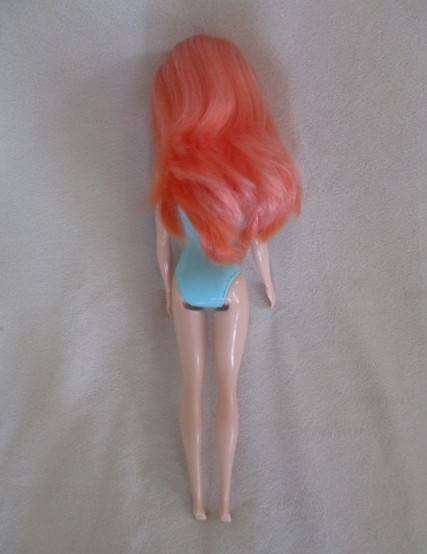 Unusual Mattel Barbie with two wigs for different looks!