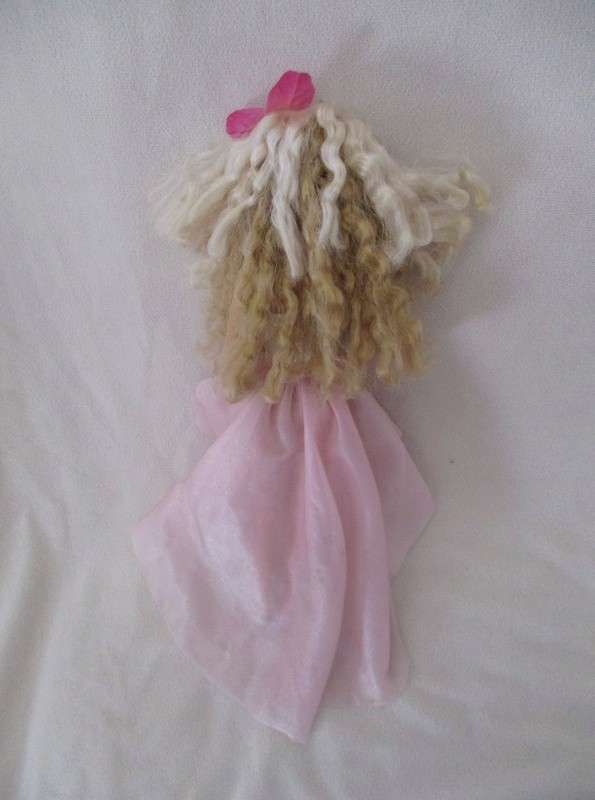 Gorgeous vintage Mattel Barbie with two tone layered crimped hair and original earrings - knees bend