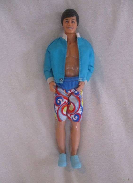 Barbie's boyfriend - Vintage 1980's Mattel Ken in original Ken/barbie clothes & shoes - knees bend