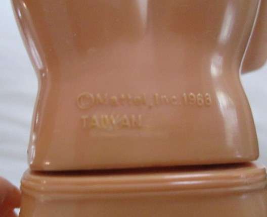 Barbie's boyfriend - Vintage 1980's Mattel Ken in original Ken/barbie clothes & shoes - knees bend