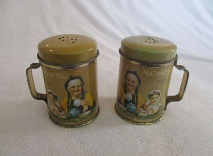 Cute Mazawattee tea salt and pepper tins