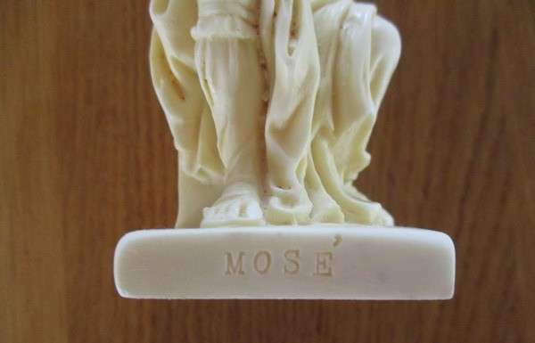 A collectable small genuine Santini sculpture of Michelangelo's Moses - signed