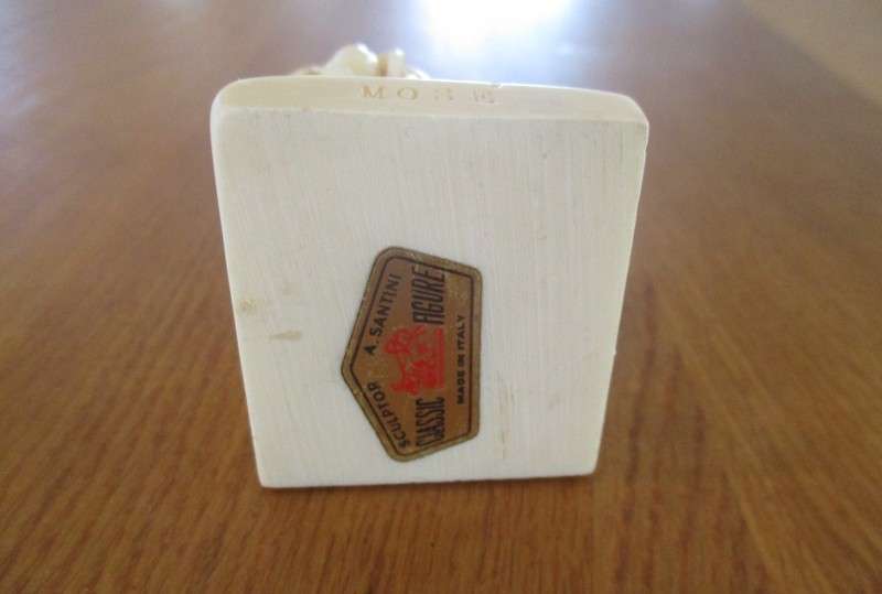 A collectable small genuine Santini sculpture of Michelangelo's Moses - signed