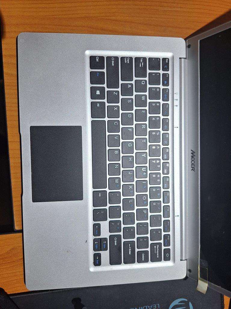 Mecer Xpression Z140C