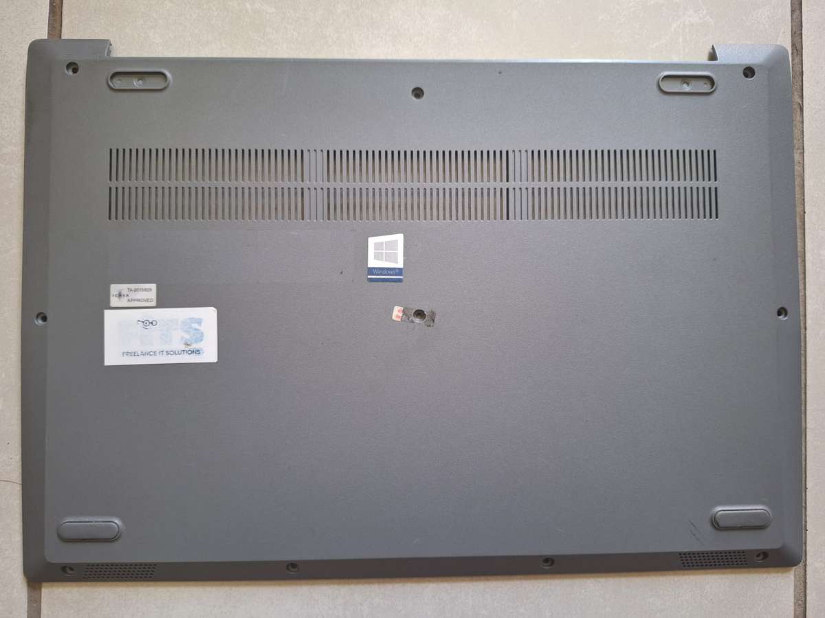 Lenovo Ideapad 3 bottom cover