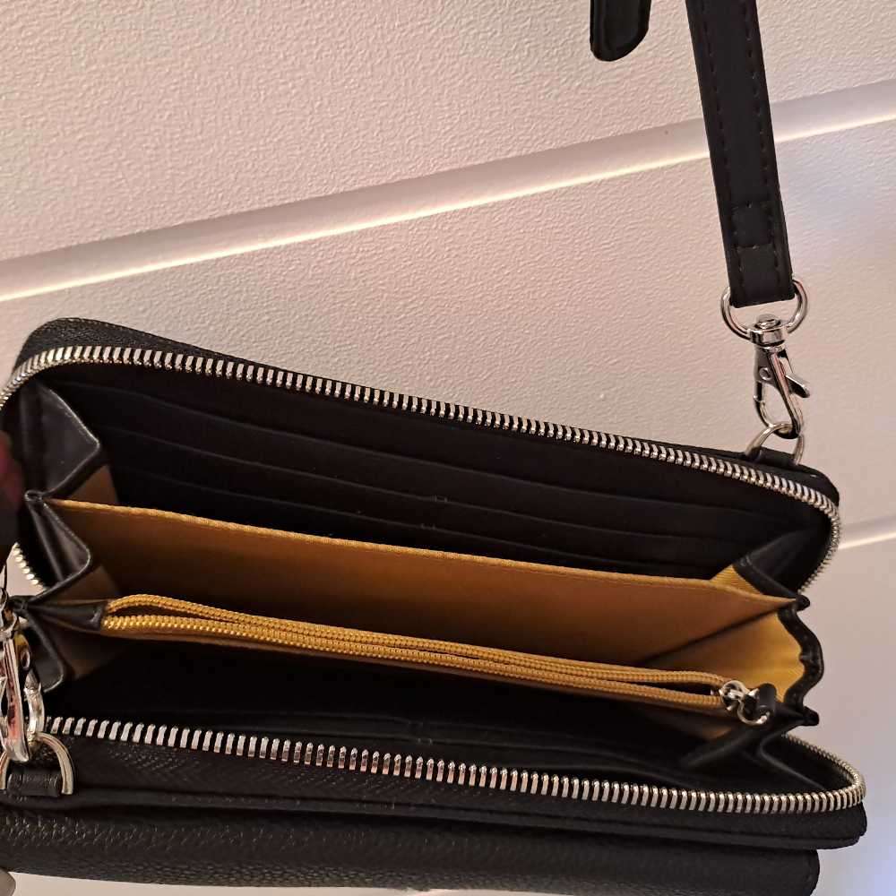 Polo Wallet Bag