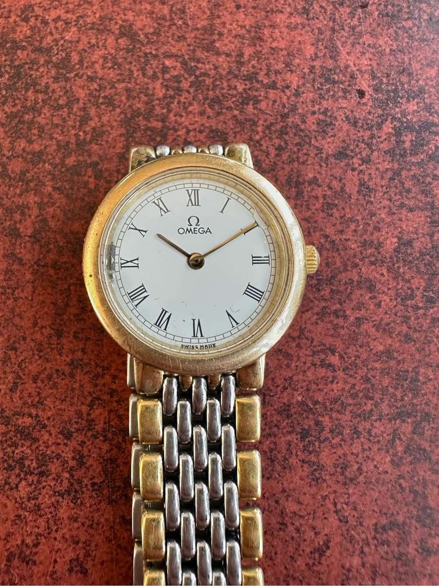 Omega Quarts ladies watch