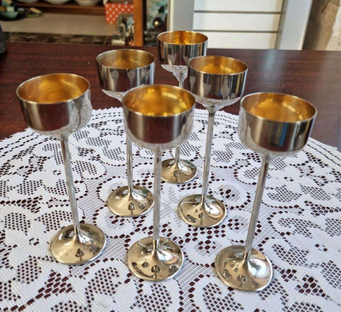 Liqueur Set - Art Nouveau  6 goblets