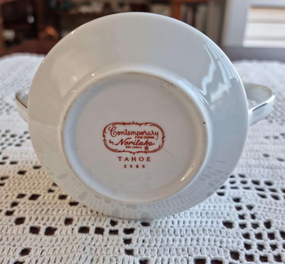 Contemporary NORITAKE Fine China ( Sri Lanka)  "TAHOE" 2585