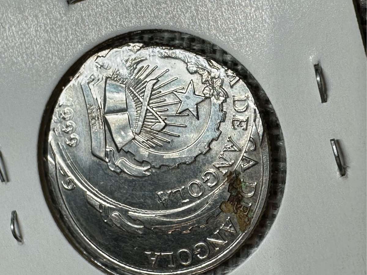 5 Kwanza Angola Error Coin
